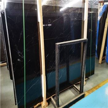 Nero Marquina 研磨大理石スラブ